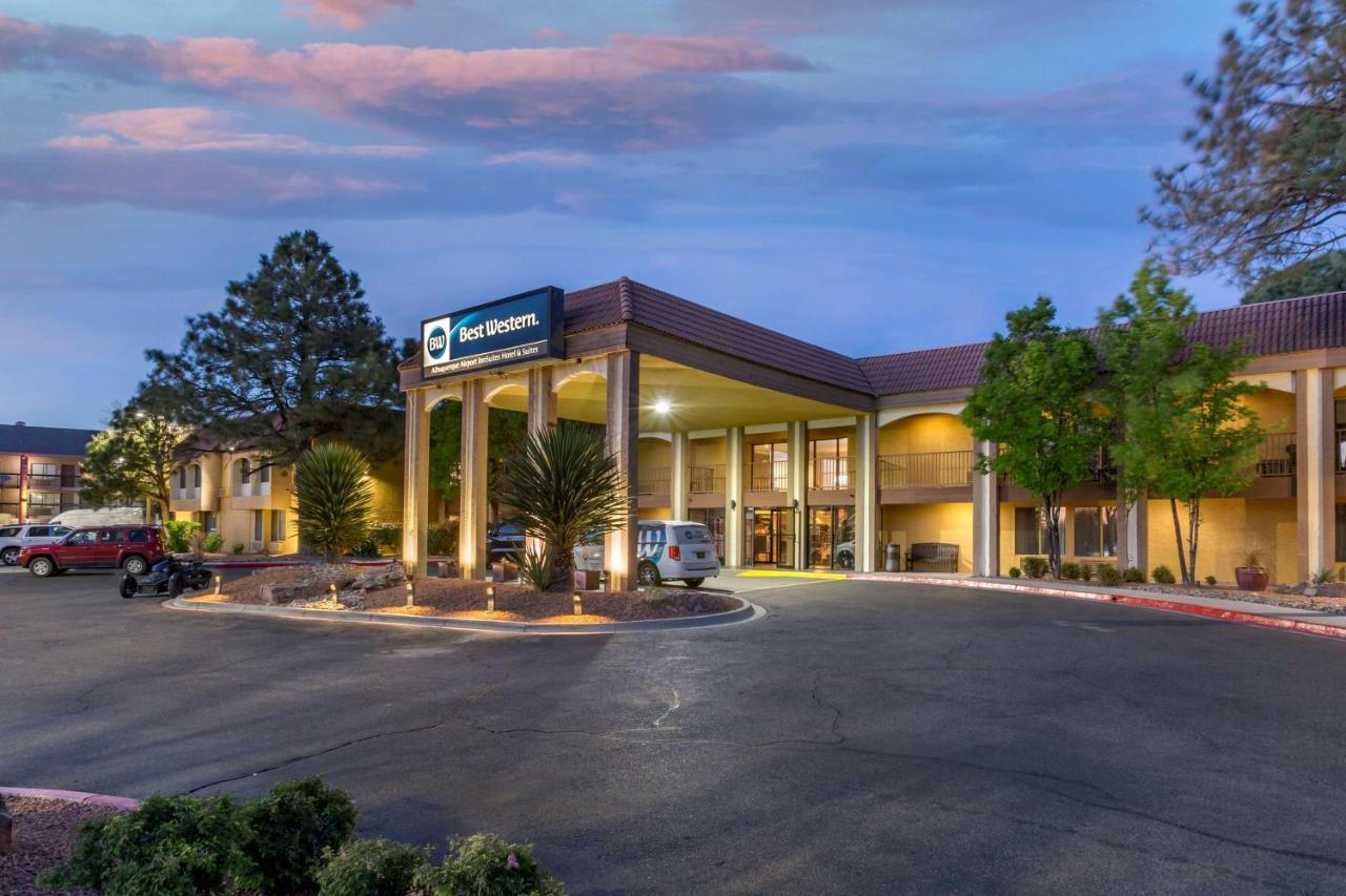 Best Western Airport Albuquerque Innsuites Hotel & Suites מראה חיצוני תמונה