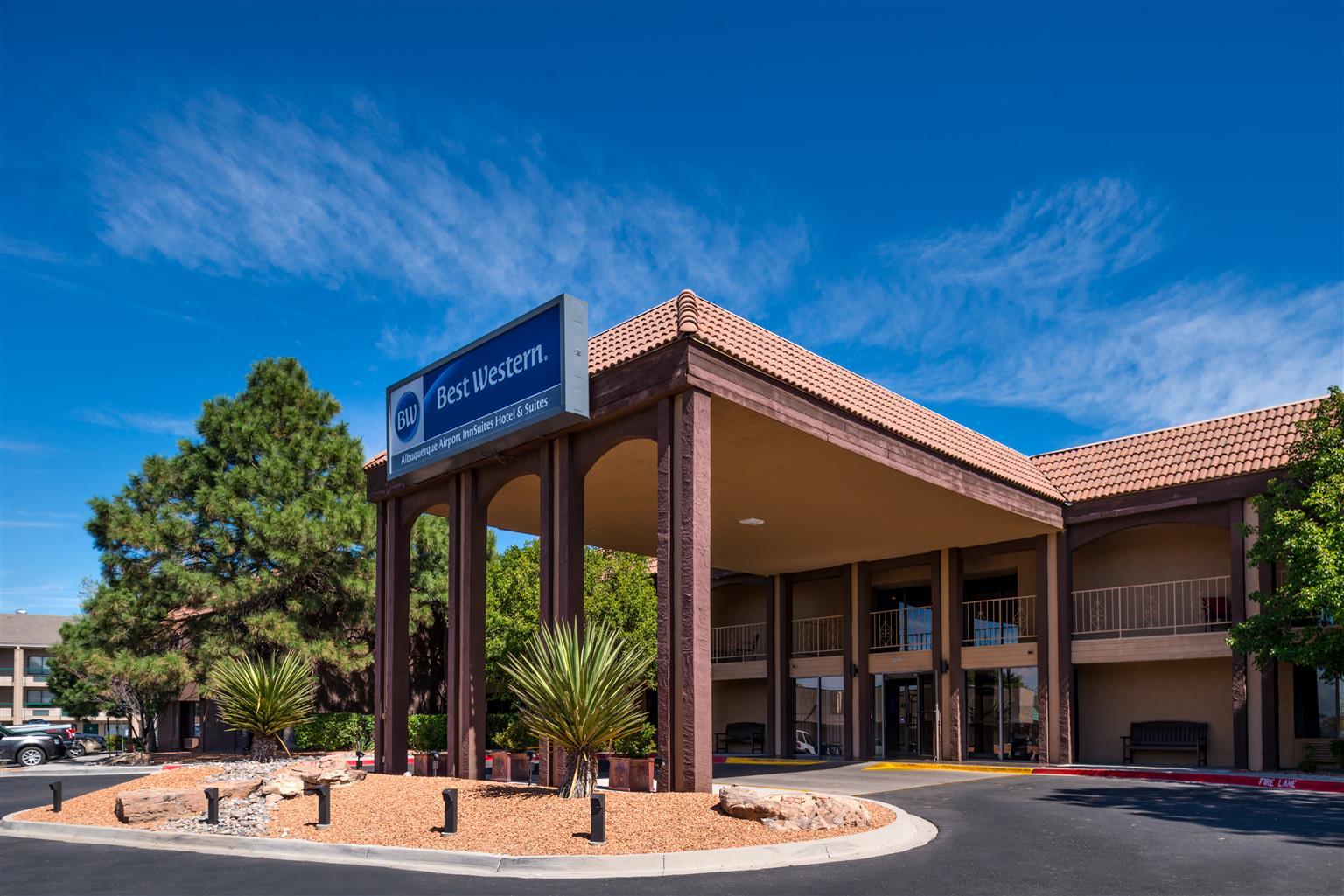 Best Western Airport Albuquerque Innsuites Hotel & Suites מראה חיצוני תמונה