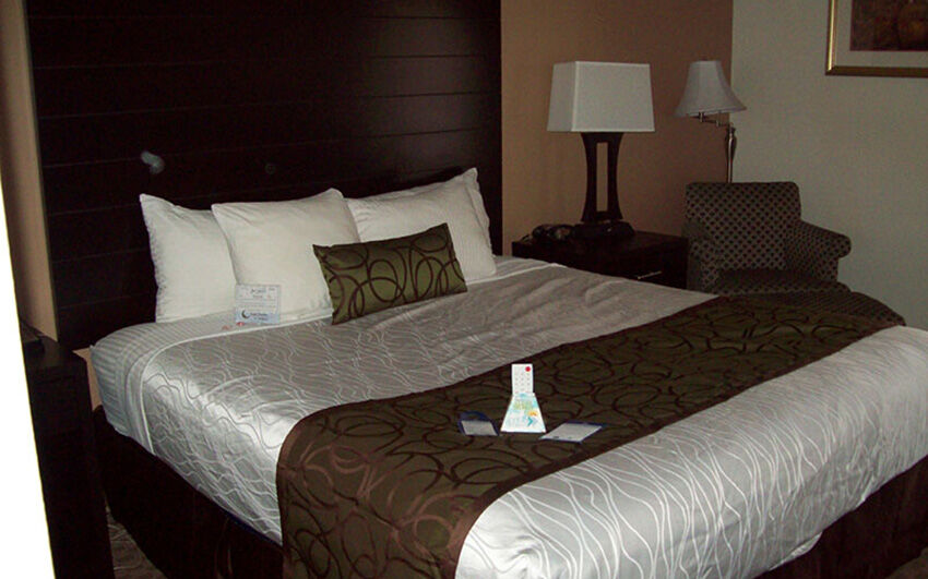 Best Western Airport Albuquerque Innsuites Hotel & Suites מראה חיצוני תמונה